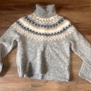 H&M grey sweater turtleneck size xs